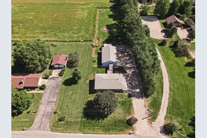 1101 Stockholm Road, Paxton, IL 60957 - Photo 5
