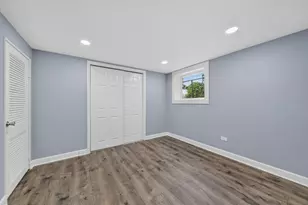 8152 Knox Ave, Skokie, IL 60076 - Photo 23