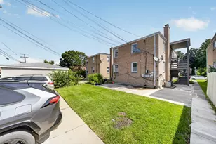 8152 Knox Ave, Skokie, IL 60076 - Photo 33