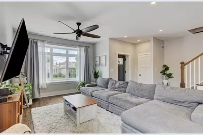 5347 S Melvina Avenue, Chicago, IL 60638 - Photo 11