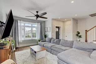 5347 S Melvina Ave, Chicago, IL 60638 - Photo 11