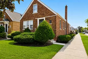 5700 S Meade Ave, Chicago, IL 60638 - Photo 3