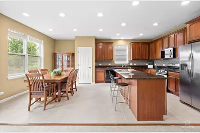 3051 Bridgeham Street, Elgin, IL 60124 - Photo 9