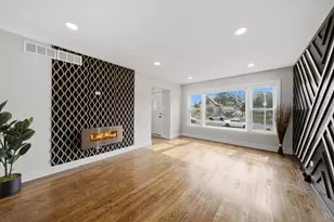 8642 S Indiana Ave, Chicago, IL 60619 - Photo 5