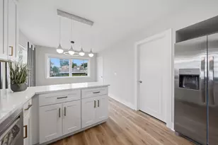 8642 S Indiana Ave, Chicago, IL 60619 - Photo 9