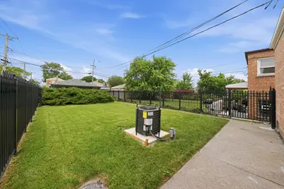 8642 S Indiana Avenue, Chicago, IL 60619 - Photo 39