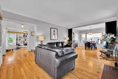118 S Gladstone Avenue, Aurora, IL 60506 - Photo 3