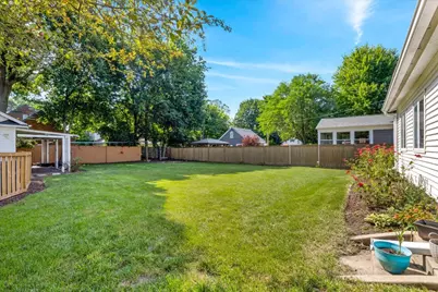 118 S Gladstone Avenue, Aurora, IL 60506 - Photo 19