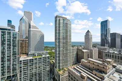8 E Randolph Street #3202, Chicago, IL 60601 - Photo 11