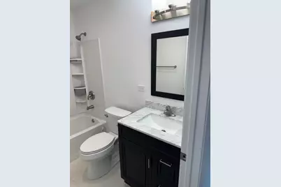 551 N Washington Avenue #B, Batavia, IL 60510 - Photo 13