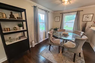 3812 W Hull St, Skokie, IL 60076 - Photo 7