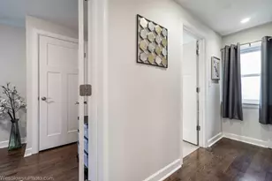 3812 W Hull St, Skokie, IL 60076 - Photo 15