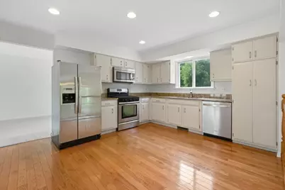 1541 E Lake Louise Drive, Palatine, IL 60074 - Photo 11