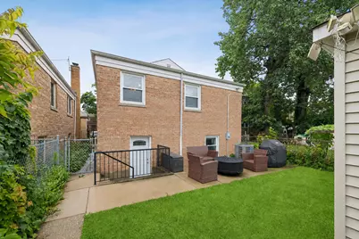 3114 W Jerome Street, Chicago, IL 60645 - Photo 5