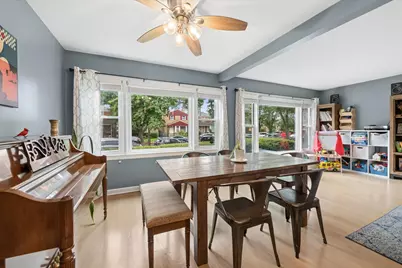3114 W Jerome Street, Chicago, IL 60645 - Photo 11