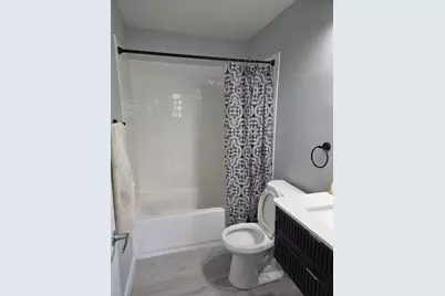 7A Kingery Quarter Drive #101, Willowbrook, IL 60527 - Photo 19