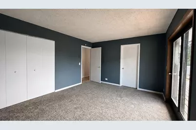 23689 N Midlothian Road, Lake Zurich, IL 60047 - Photo 11