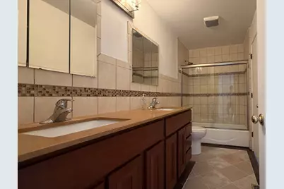 23689 N Midlothian Road, Lake Zurich, IL 60047 - Photo 9