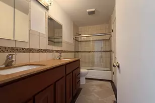 23689 N Midlothian Rd, Lake Zurich, IL 60047 - Photo 9