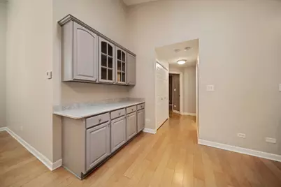 5645 S Cass Avenue #301, Westmont, IL 60559 - Photo 7