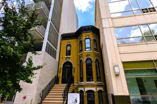 150 W Superior St, Chicago, IL 60654 - Photo 17
