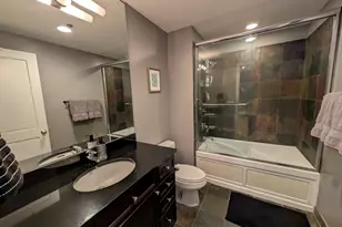 150 W Superior St, Chicago, IL 60654 - Photo 15