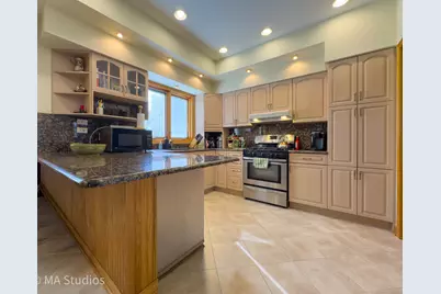 7940 N Oketo Avenue, Niles, IL 60714 - Photo 13