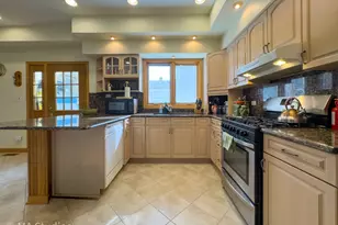 7940 N Oketo Ave, Niles, IL 60714 - Photo 15