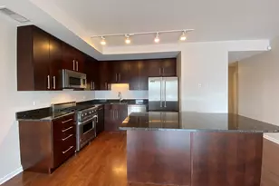 744 W Fullerton Ave, Chicago, IL 60614 - Photo 3