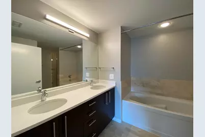 744 W Fullerton Avenue #401, Chicago, IL 60614 - Photo 9