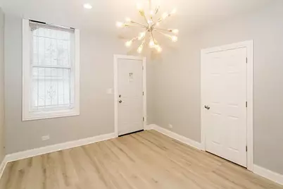 834 N Mozart Street #1R, Chicago, IL 60622 - Photo 3