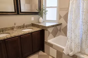 48 N Menard Ave, Chicago, IL 60644 - Photo 5