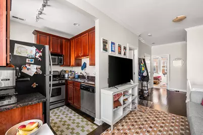 536 W Belmont Avenue #2S, Chicago, IL 60657 - Photo 7