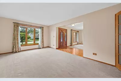 4418 Basswood Drive, Lisle, IL 60532 - Photo 3