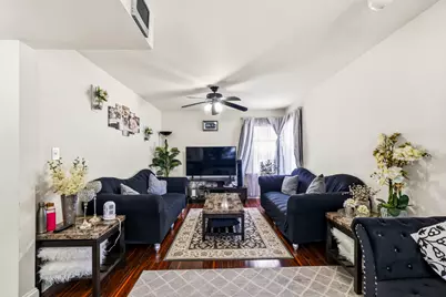8336 Mango Avenue, Morton Grove, IL 60053 - Photo 7