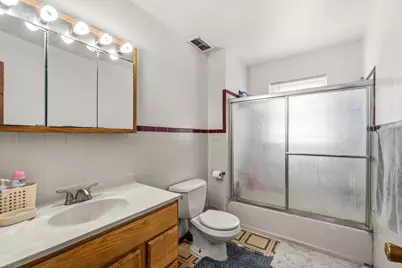 8336 Mango Avenue, Morton Grove, IL 60053 - Photo 19