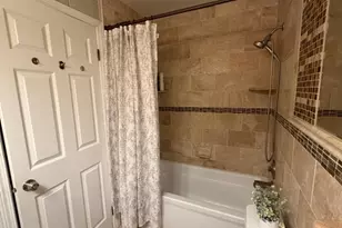 107 Autumn Ct, Buffalo Grove, IL 60089 - Photo 11