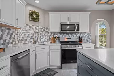 3368 Renard Lane, Saint Charles, IL 60175 - Photo 5