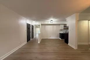 675 Heritage Dr, Hoffman Estates, IL 60169 - Photo 5