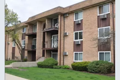 675 Heritage Drive #7-107, Hoffman Estates, IL 60169 - Photo 1