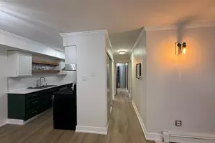 675 Heritage Dr, Hoffman Estates, IL 60169 - Photo 9
