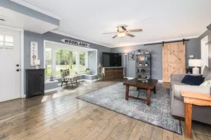1012 Martha St, Elk Grove Village, IL 60007 - Photo 3
