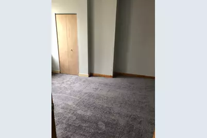 10531 S Corliss Avenue, Chicago, IL 60628 - Photo 15