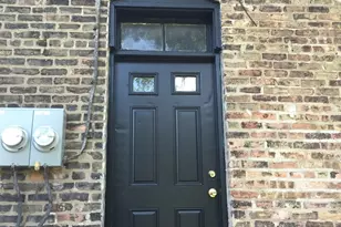 10531 S Corliss Ave, Chicago, IL 60628 - Photo 21
