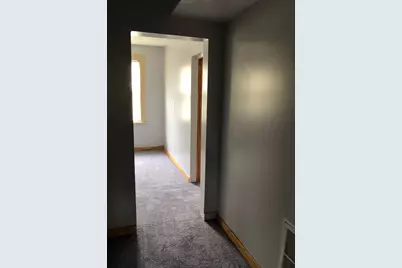 10531 S Corliss Avenue, Chicago, IL 60628 - Photo 17