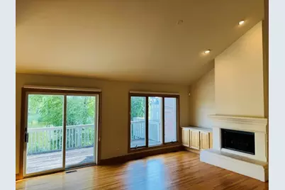 836 Wedgewood Drive, Crystal Lake, IL 60014 - Photo 5