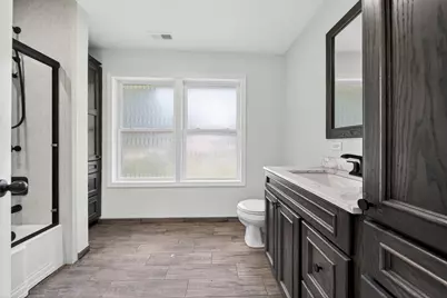 172 E Lakeview Avenue, Round Lake Beach, IL 60073 - Photo 19
