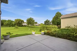 3064 N Southern Hills Dr, Wadsworth, IL 60083 - Photo 19