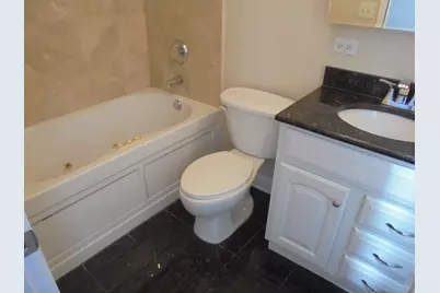 1711 W Jarvis Avenue #102, Chicago, IL 60626 - Photo 23
