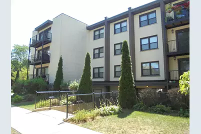 1711 W Jarvis Avenue #102, Chicago, IL 60626 - Photo 1